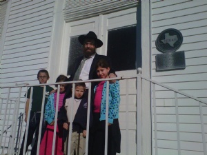 brenham shul.jpg