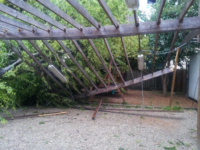 broken sukkah.jpg