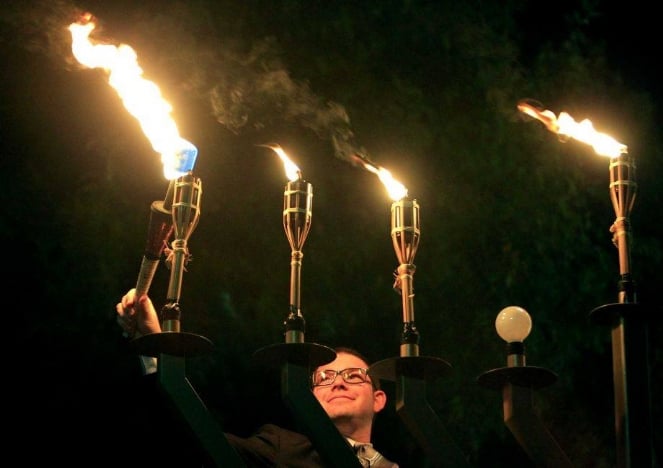 daniel agranov lights uptown menorah - chron.com.jpg